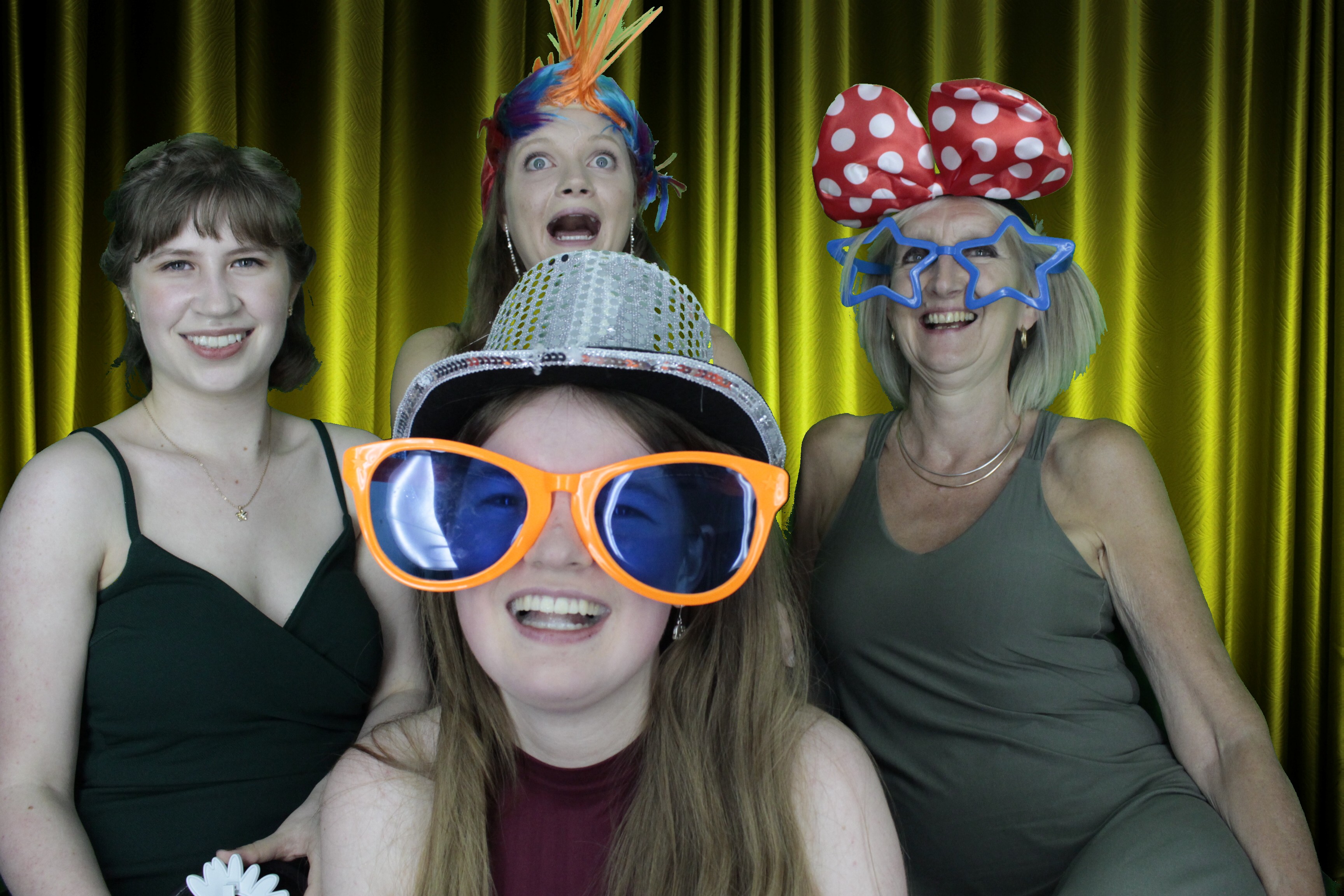 St Gabriel's Leavers 2019 | View more photos from the event at gallery.myphotoboothexperience.co.uk/u/MyPhotoBoothExperienceLtd/St-Gabriels-Leavers-2019